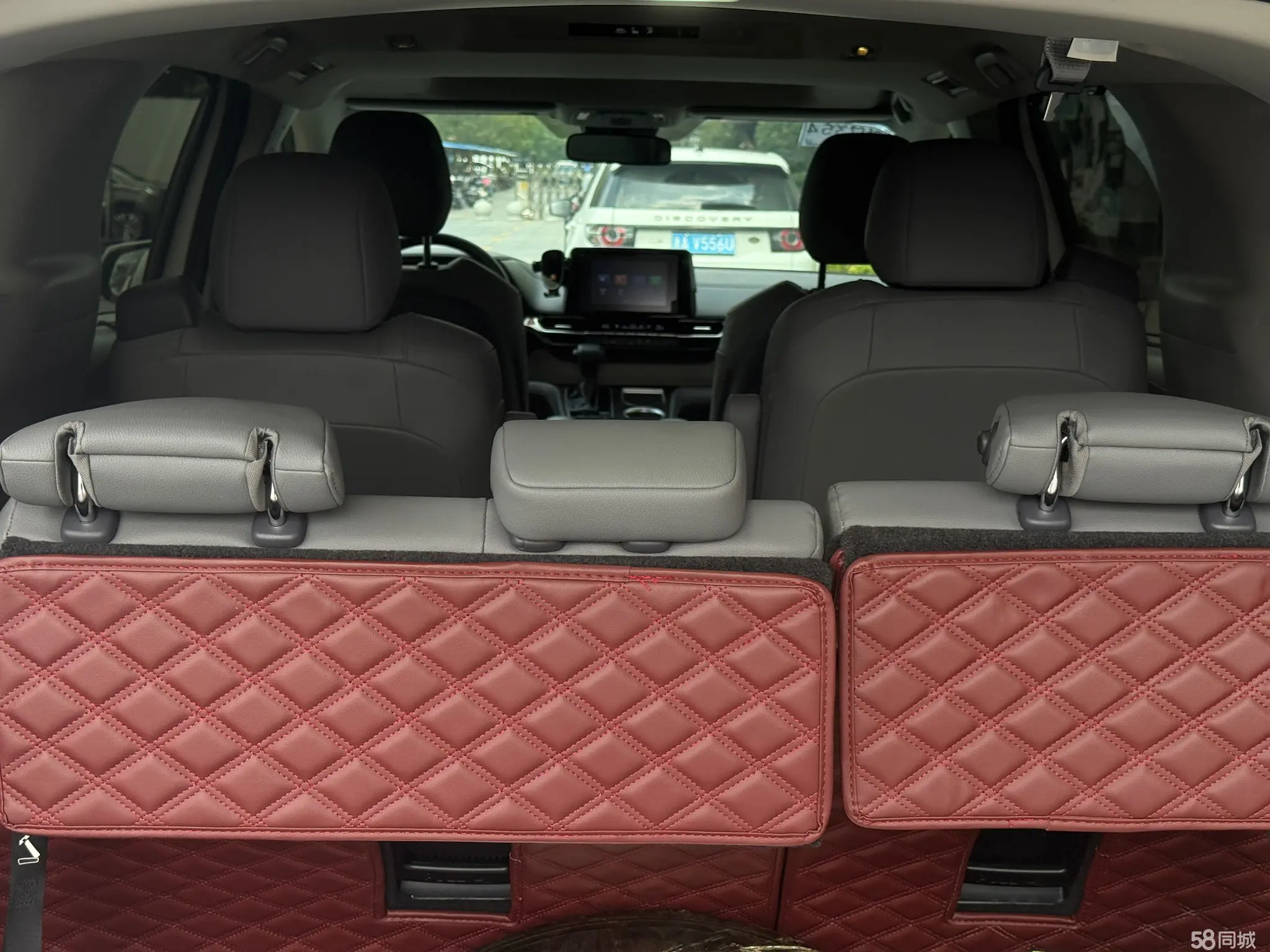 Toyota Granvia 2024 immagine di auto #17