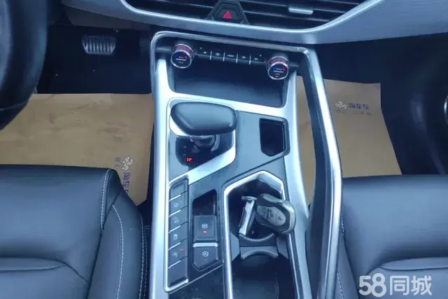 GEELY Tugella 2019 #17 GEELY Tugella 2019 car image #17