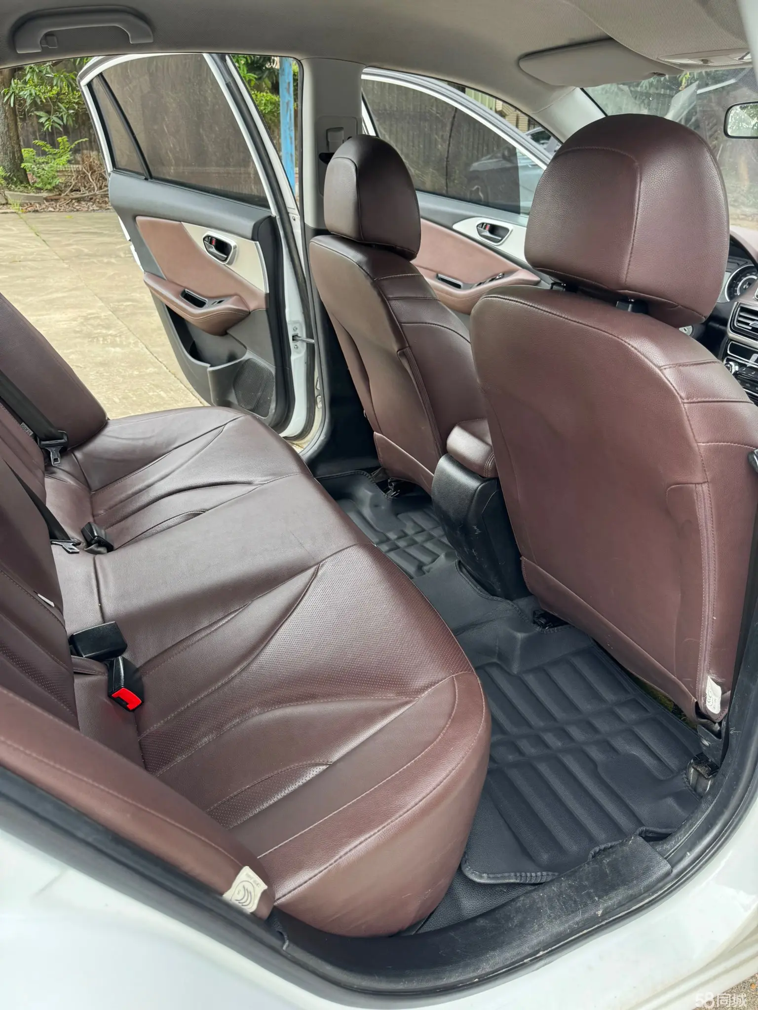 Soueast A5 Wing Dance 2020 #17 Soueast A5 Wing Dance 2020 car image #17