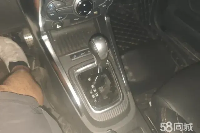 BYD Yuan 2016 car image #17