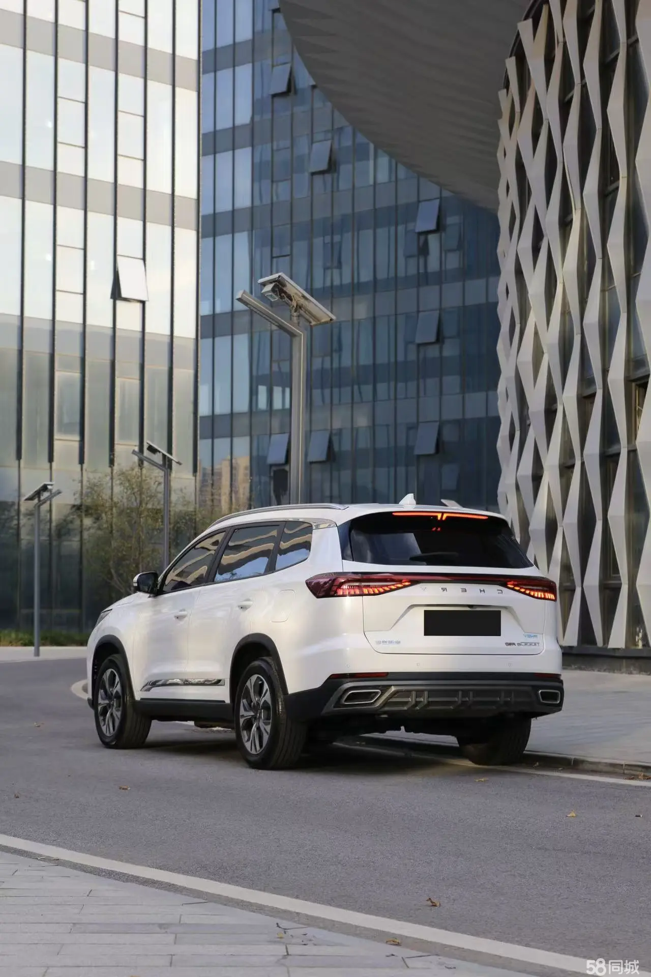 Chery Tiggo 8 PRO New Energy 2025 car image #17