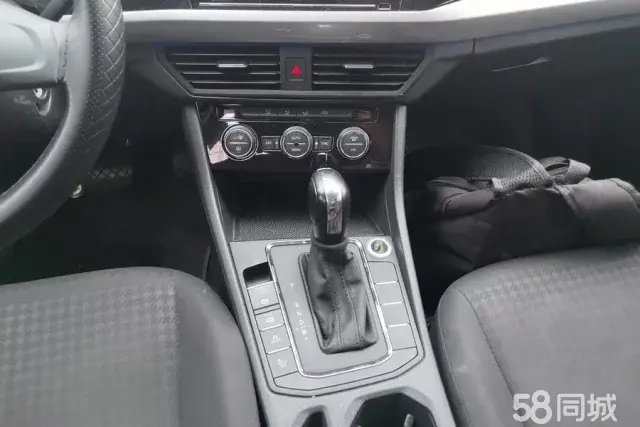 Volkswagen Bora Pure Electric 2021 صورة سيارة #17