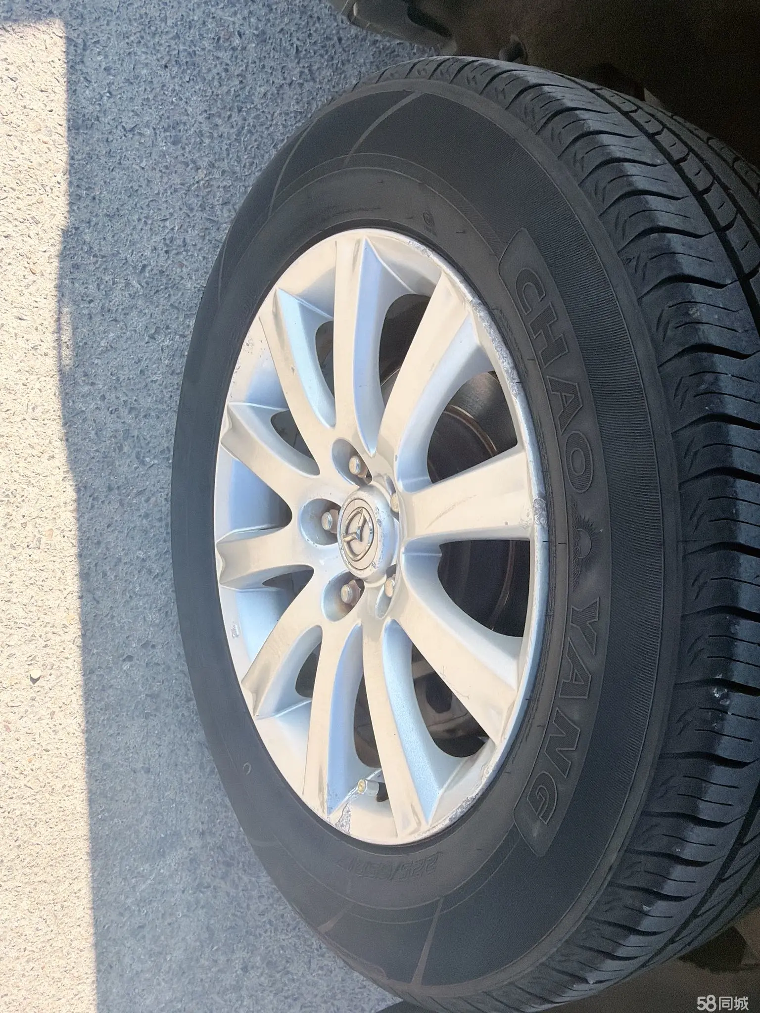 Mazda CX-7 (Imported) 2010 car image #17