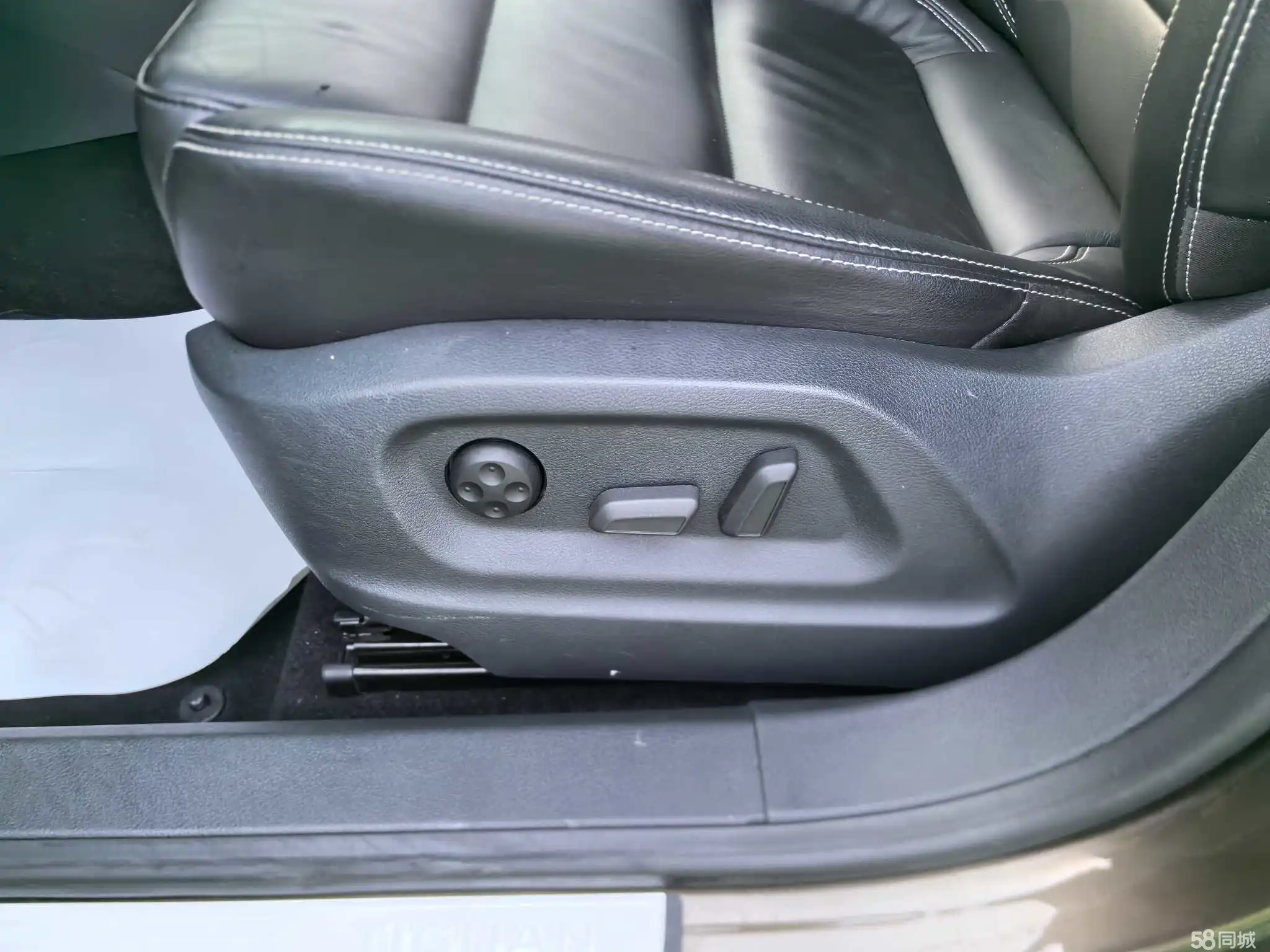 Volkswagen Tiguan 2017 car image #17