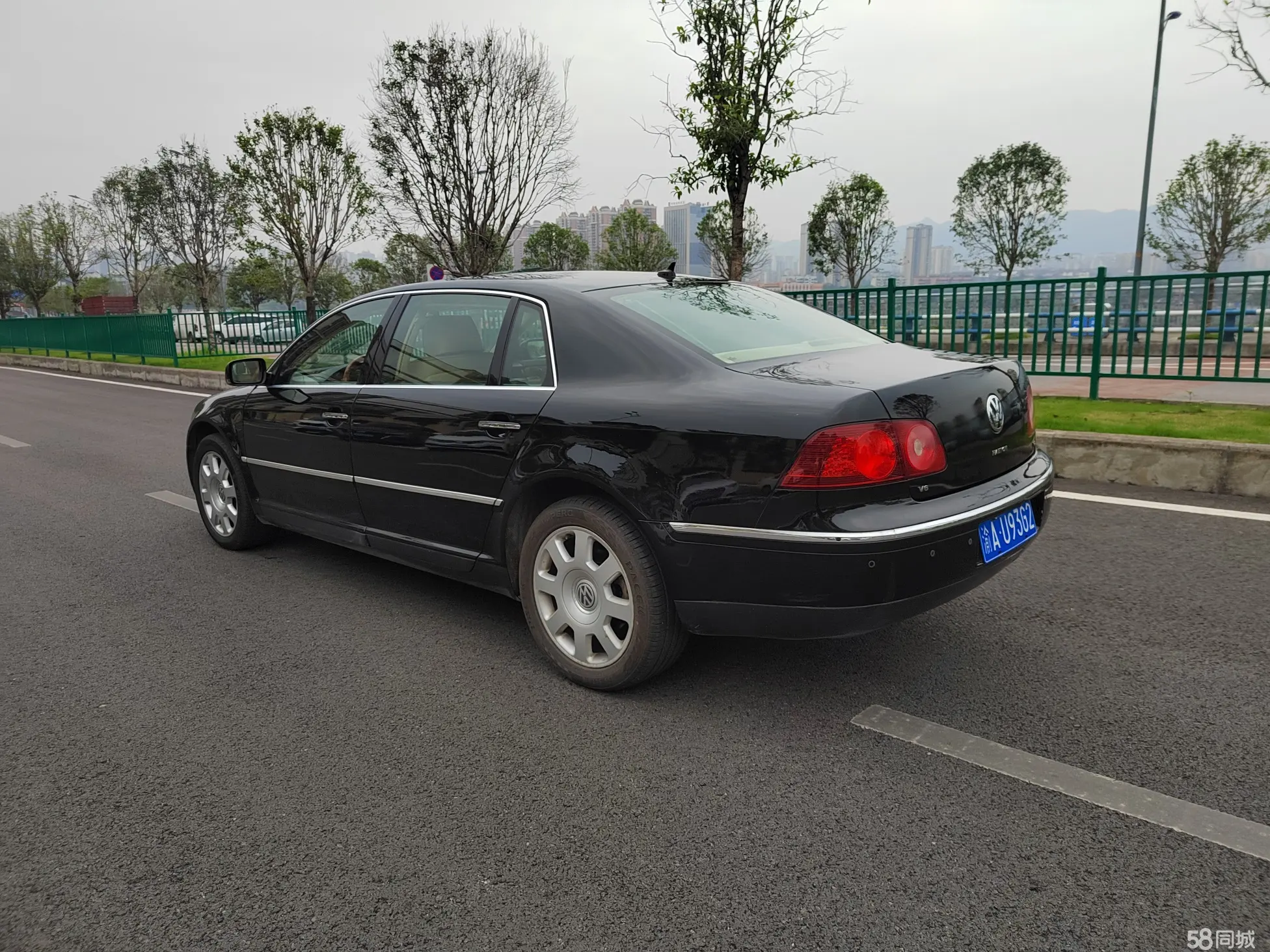 Volkswagen Pheaton 2008 immagine di auto #17