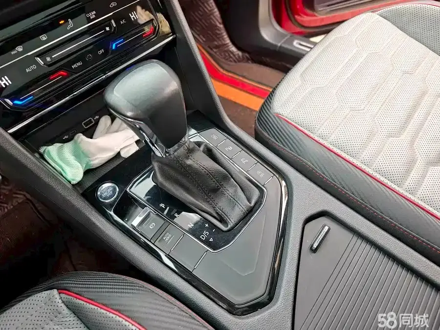 Volkswagen Tiguan X 2020 car image #17