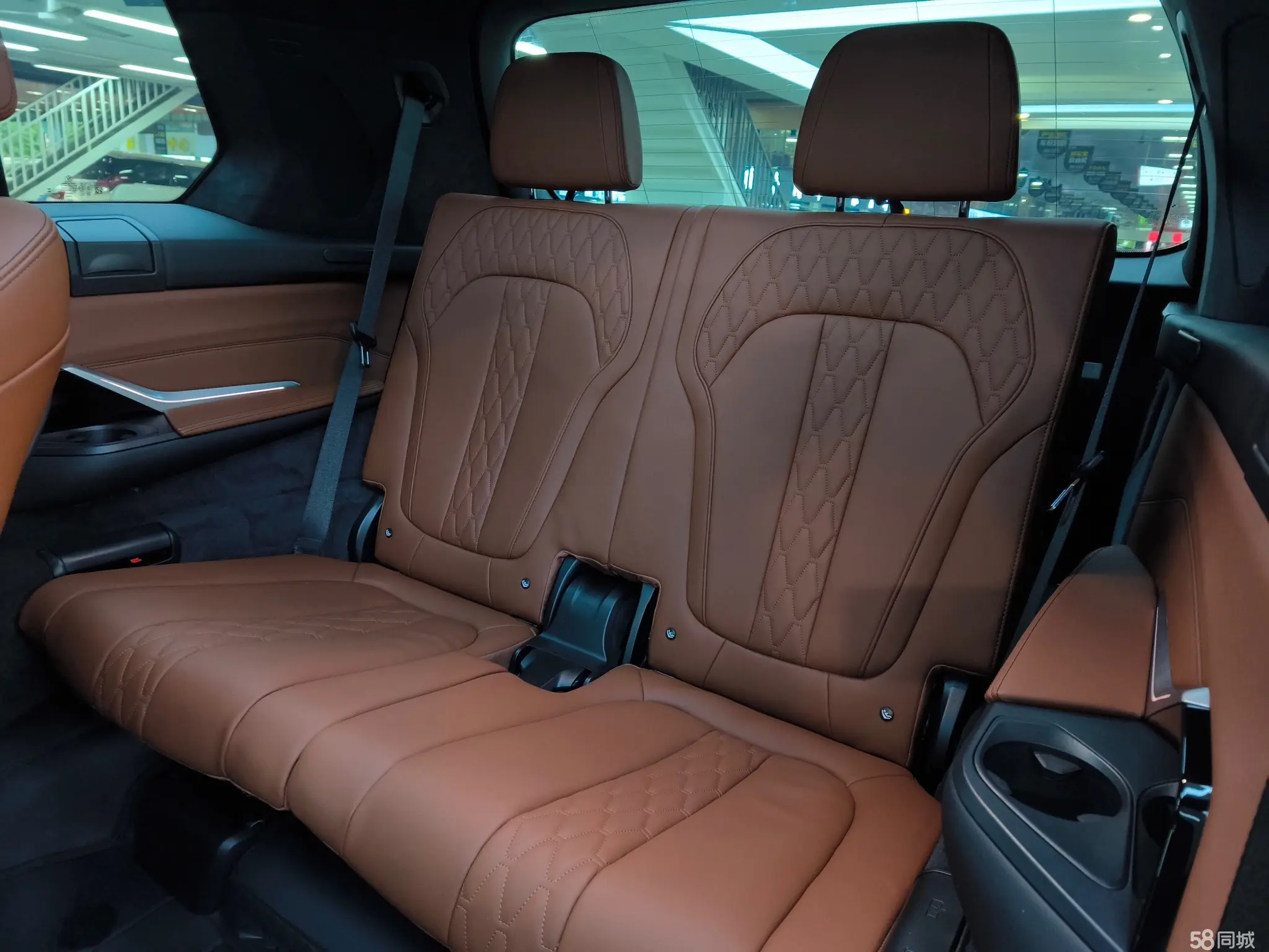 BMW X7 2023 immagine di auto #17