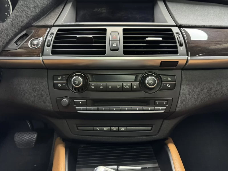 BMW X6 2013 image de voiture #17