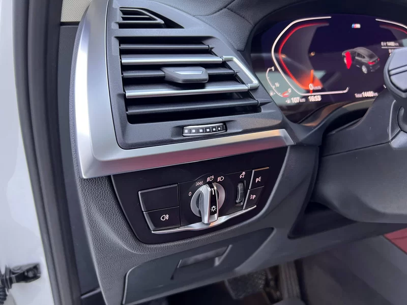 BMW X4 M40i 2024 #17 BMW X4 M40i 2024 immagine di auto #17