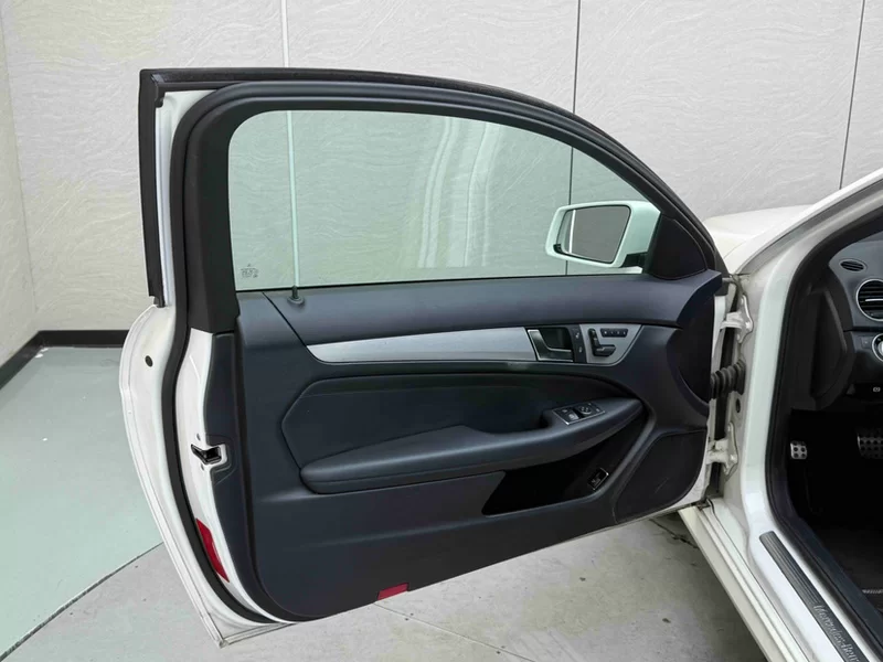 Mercedes-Benz C Class (Imported) 2013 #17 Mercedes-Benz C Class (Imported) 2013 car image #17