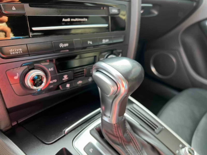 Audi A4 (Imported) 2016 #17 Audi A4 (Imported) 2016 car image #17