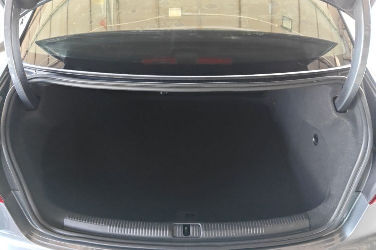 Audi A3 2016 car image #25