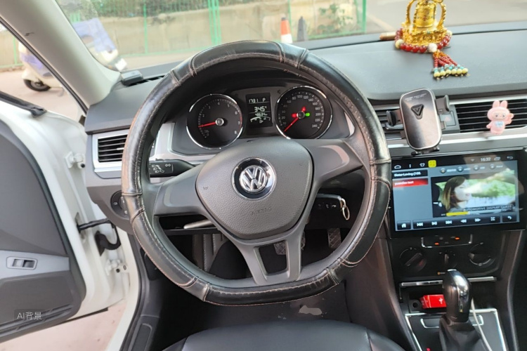 Volkswagen Bora 2020 car image #12