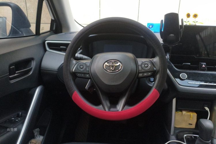 Toyota Corolla Cross 2024 image de voiture #12