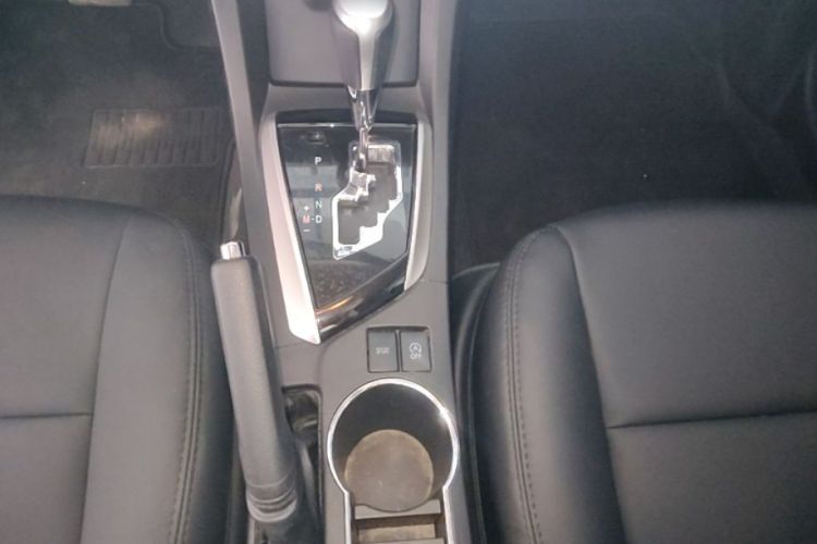 Toyota Corolla 2017 car image #14