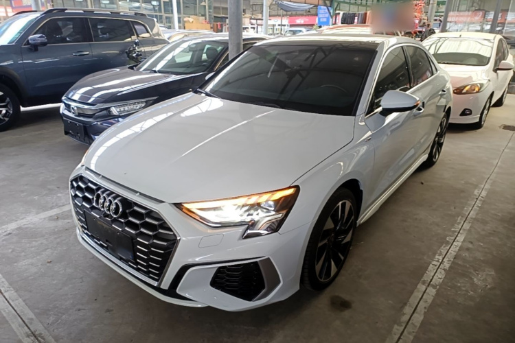 Audi A3 2024 car image #2