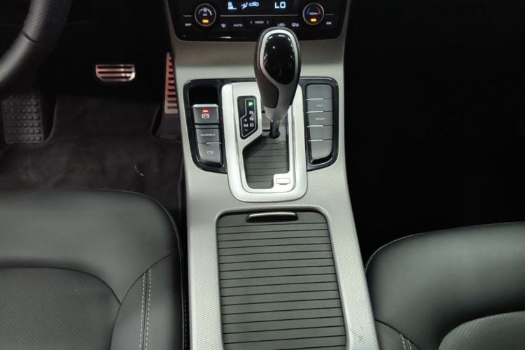 GEELY Emgrand GS 2019 car image #14