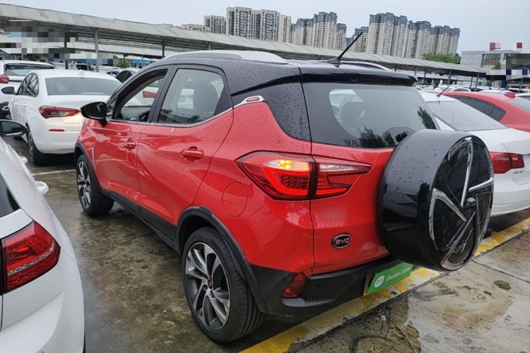 BYD Yuan 2016 #5 BYD Yuan 2016 car image #5