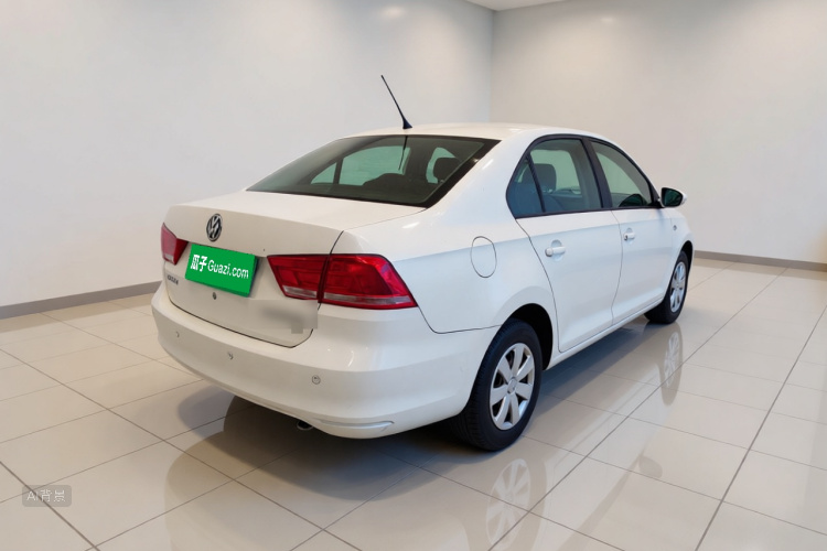 Volkswagen Santana 2015 car image #7