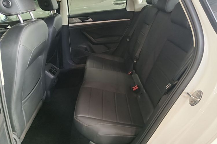 Volkswagen Lavida 2021 car image #17