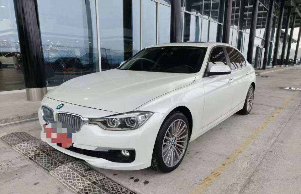 BMW 3 Series 2018 BMW 3 Series 2018 car image