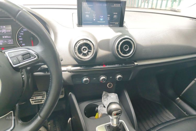 Audi A3 2016 immagine di auto #15