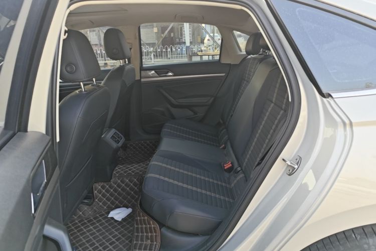 Volkswagen Lavida 2020 car image #17