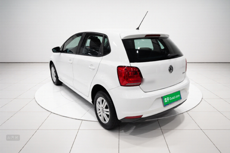 Volkswagen Polo 2016 car image #5