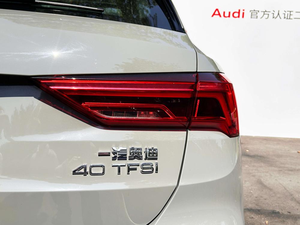 Audi Q3 2024 #10 Audi Q3 2024 изображение автомобиля #10