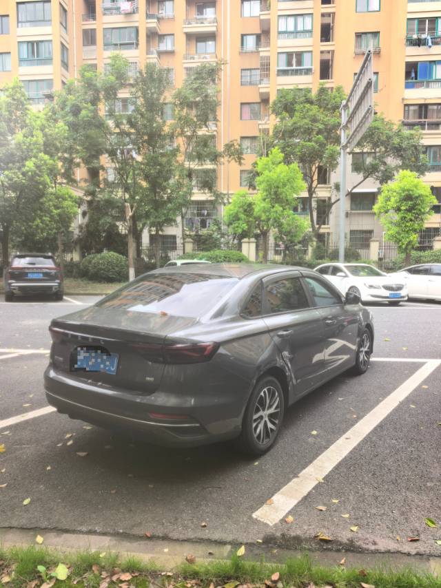 GEELY Emgrand 2023 car image #5