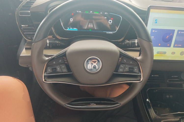 BYD Han 2021 car image #11