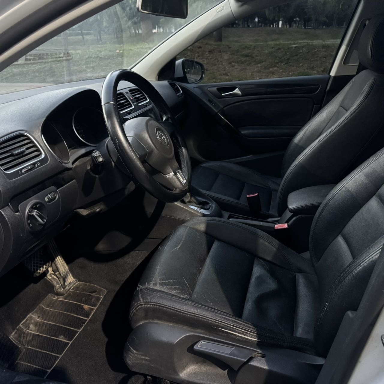 Volkswagen Golf 2013 car image #7