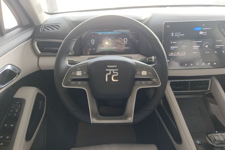 BYD YuanUP 2024 #22 BYD YuanUP 2024 immagine di auto #22
