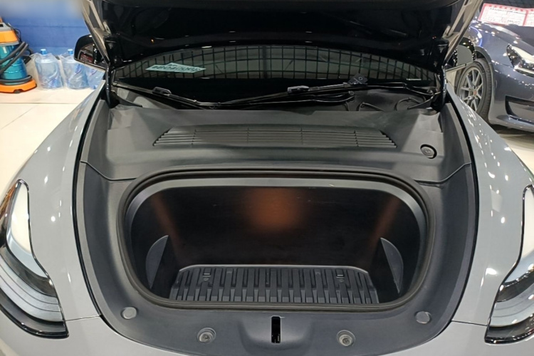 Tesla Model Y 2024 #20 Tesla Model Y 2024 image de voiture #20