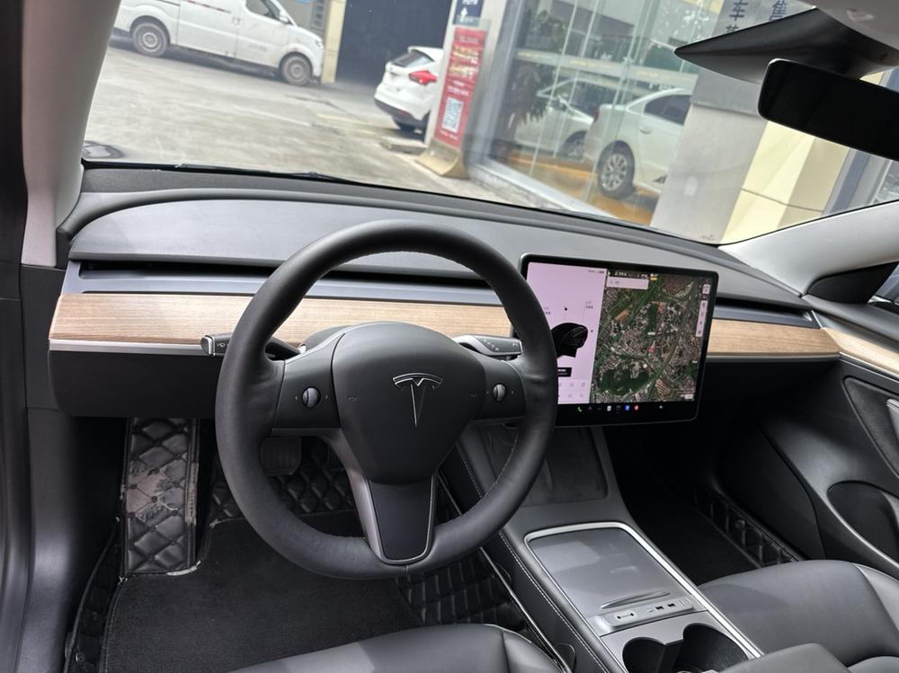 Tesla Model 3 2021 #14 Tesla Model 3 2021 car image #14