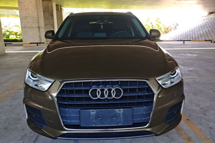 Audi Q3 2017 car image #3