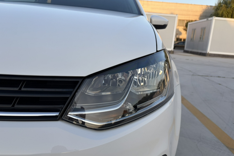 Volkswagen Polo 2017 #22 Volkswagen Polo 2017 car image #22