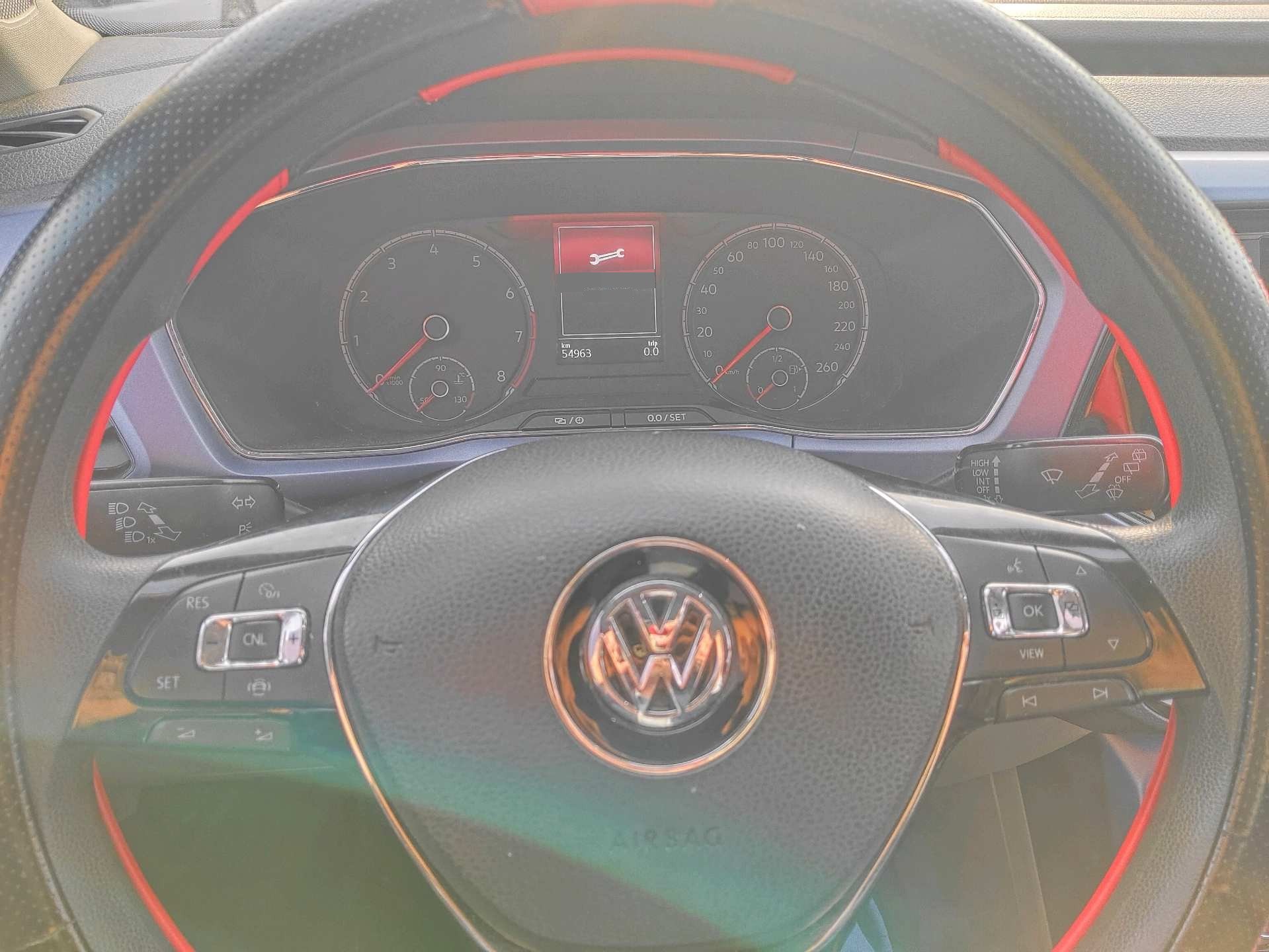 Volkswagen T-Cross 2019 car image #2