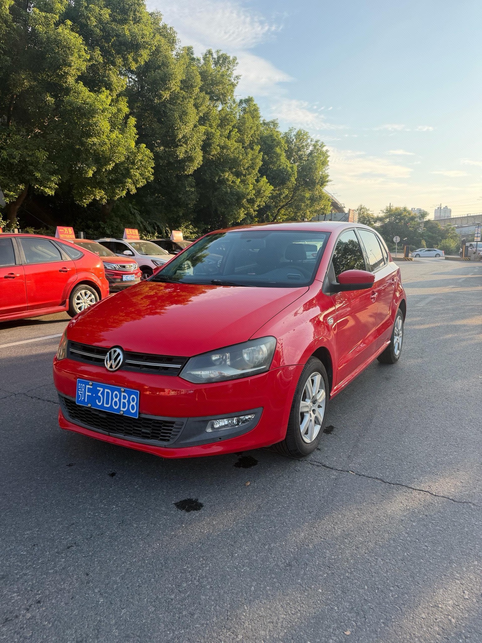 Volkswagen Polo 2014 car image 