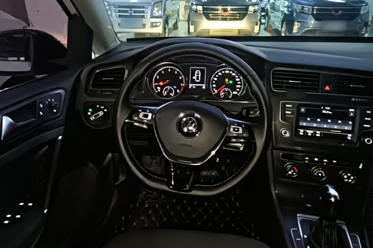 Volkswagen Golf 2017 #11 Volkswagen Golf 2017 car image #11