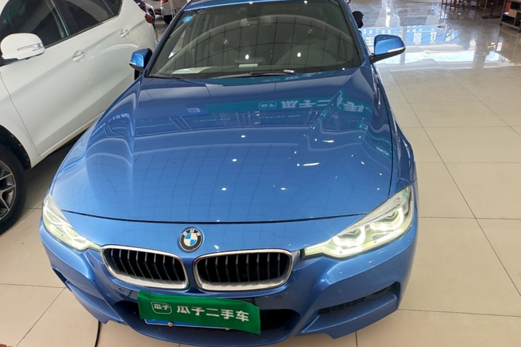 BMW 3 Series 2019 imagem de carro #3