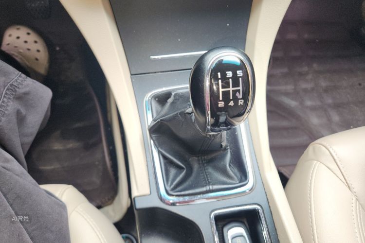 GEELY Emgrand 2017 #16 GEELY Emgrand 2017 car image #16