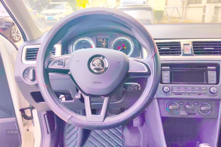 Skoda Rapid 2019 #12 Skoda Rapid 2019 image de voiture #12