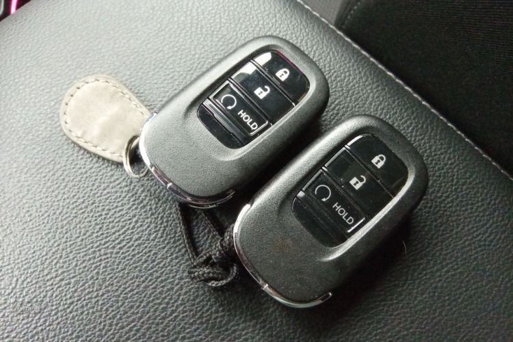 Honda CR-V 2023 car image #10