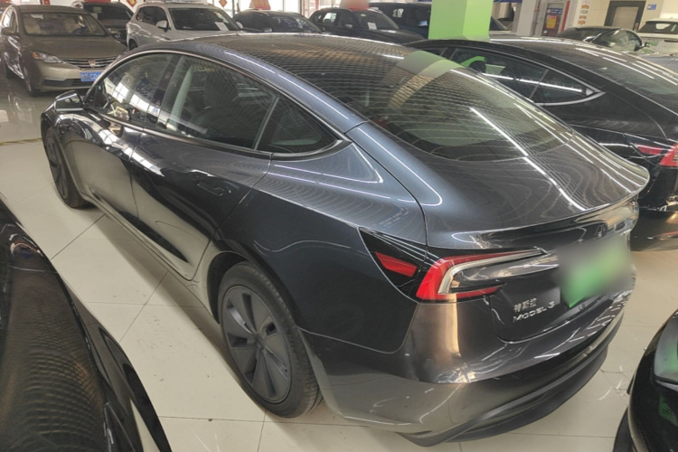 Tesla Model 3 2024 #5 Tesla Model 3 2024 immagine di auto #5