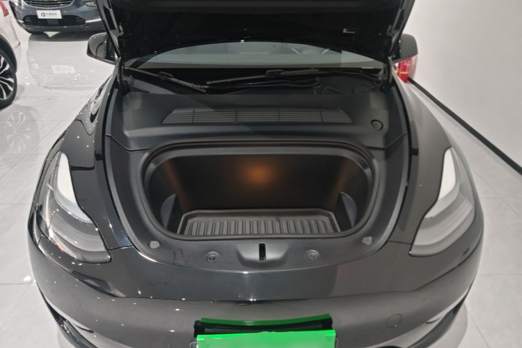 Tesla Model Y 2021 #20 Tesla Model Y 2021 car image #20