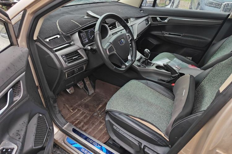 GEELY Emgrand GS 2017 car image #17