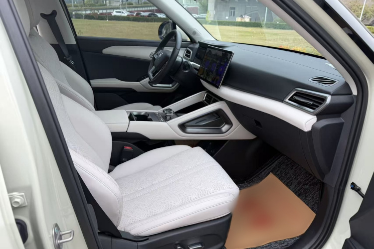 BYD YuanUP 2024 #13 BYD YuanUP 2024 immagine di auto #13