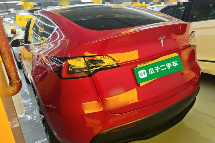Tesla Model Y 2023 #7 Tesla Model Y 2023 car image #7