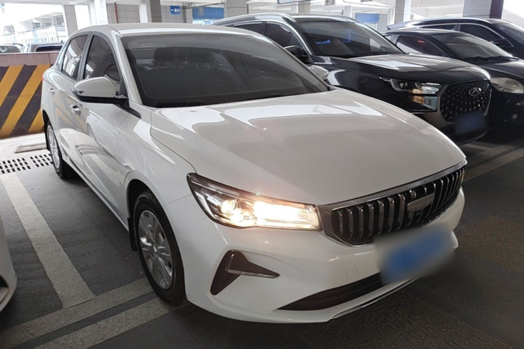 GEELY Emgrand 2025 car image #4